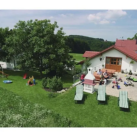 Peterhof Farm - Berghutt Apartamento