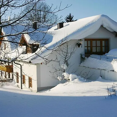 Peterhof Farm - Berghutt Apartamento *